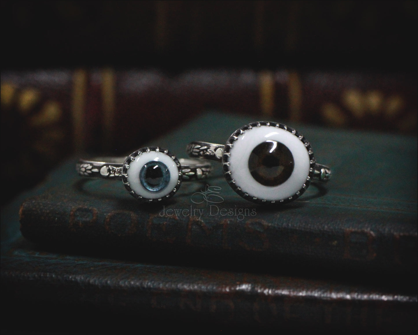 Sterling Glass Eye Ring - LE Jewelry Designs