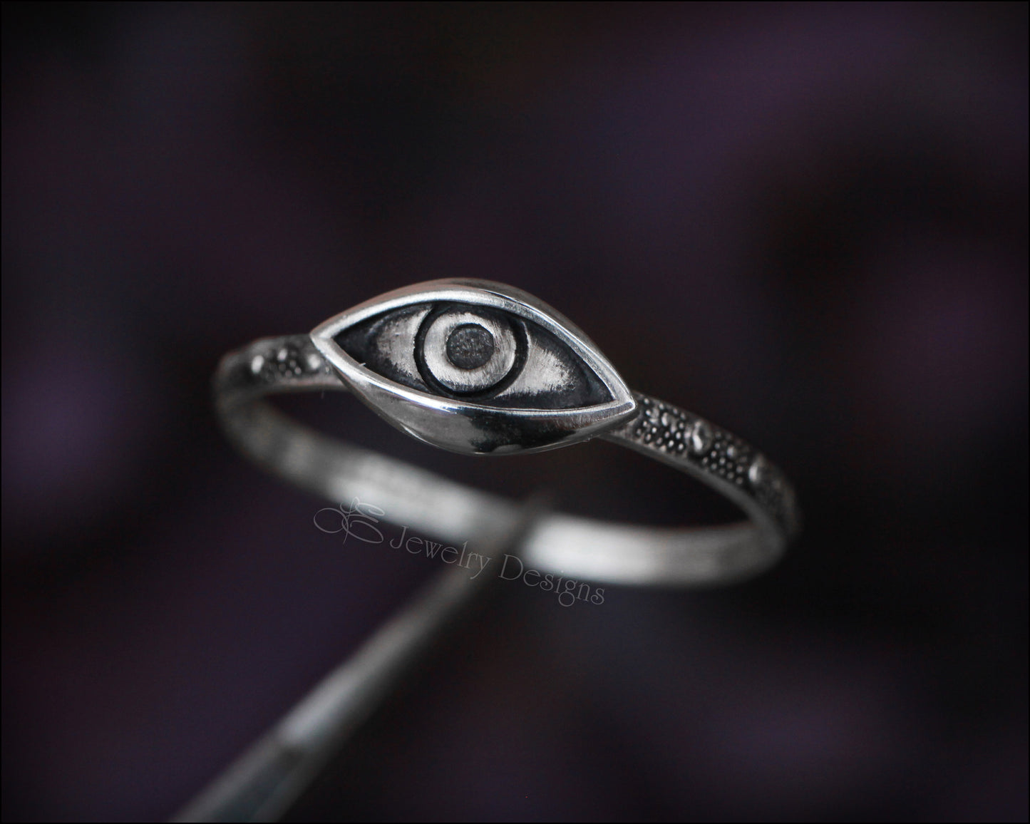 Small Sterling Silver Evil Eye Ring - LE Jewelry Designs