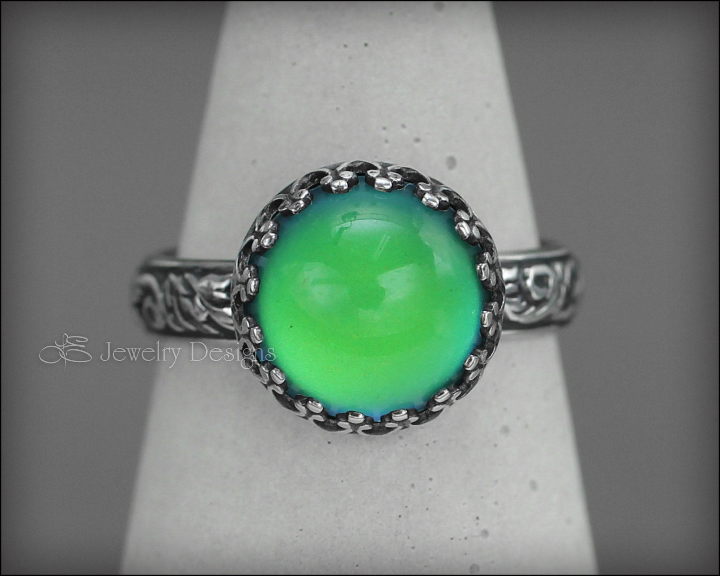 Sterling Silver Mood Ring (color changing) - LE Jewelry Designs