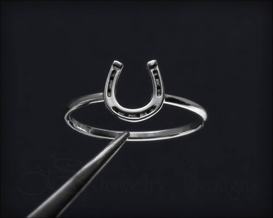 Horseshoe Ring - LE Jewelry Designs