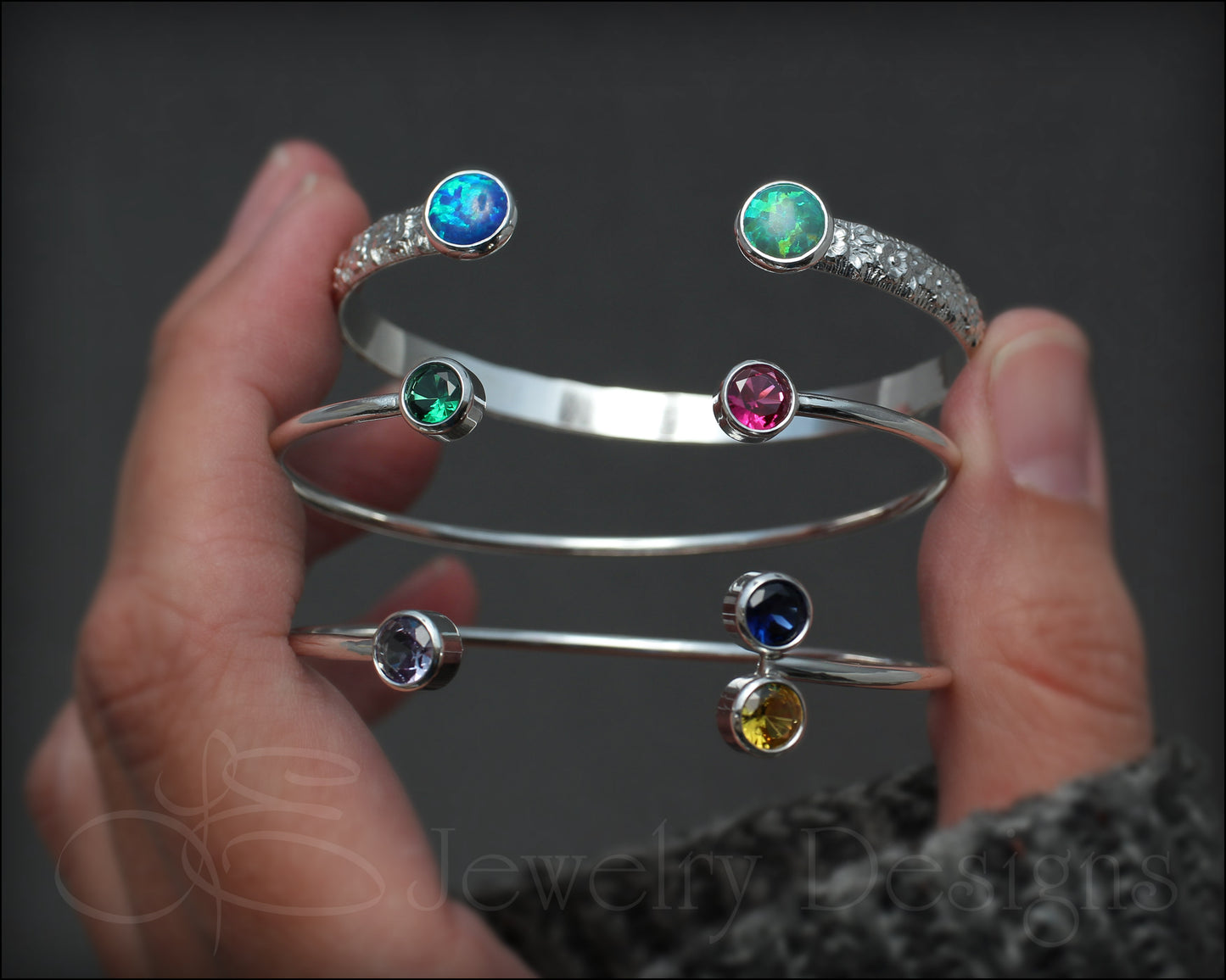 Dayri Jewelry design - LOUIS VUITTON • • • • #jewelry #fashion #jewellery  #handmade #earrings #accessories #necklace #gold #handmadejewelry #love  #style #jewelrydesigner #silver #jewelryaddict #ring #bracelet #jewels  #jewelrydesign 