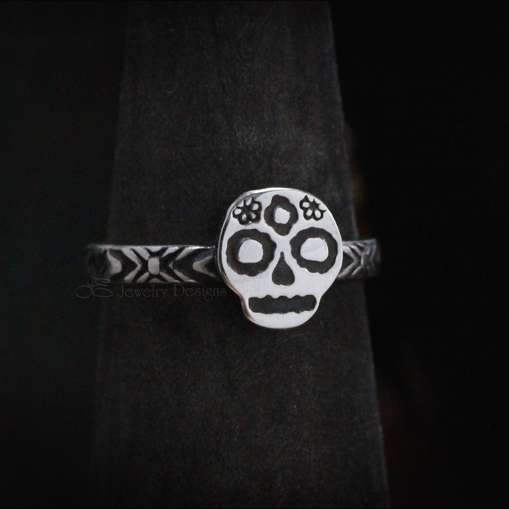 
                  
                    Sterling Dia de Los Muertos Sugar Skull Ring - LE Jewelry Designs
                  
                