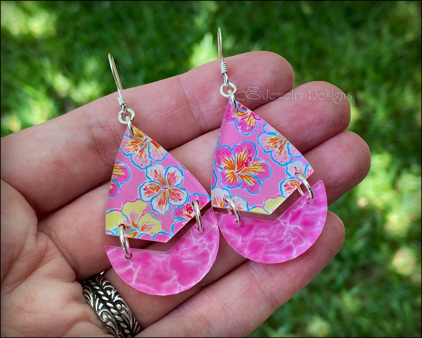 Hawaiian Beach Acrylic Earrings - LE Jewelry Designs