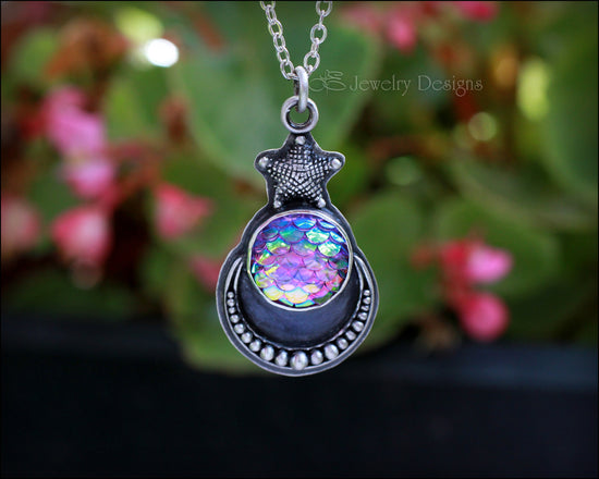 Load image into Gallery viewer, Sterling Mermaid Scales &amp;amp; Moon Necklace - LE Jewelry Designs
