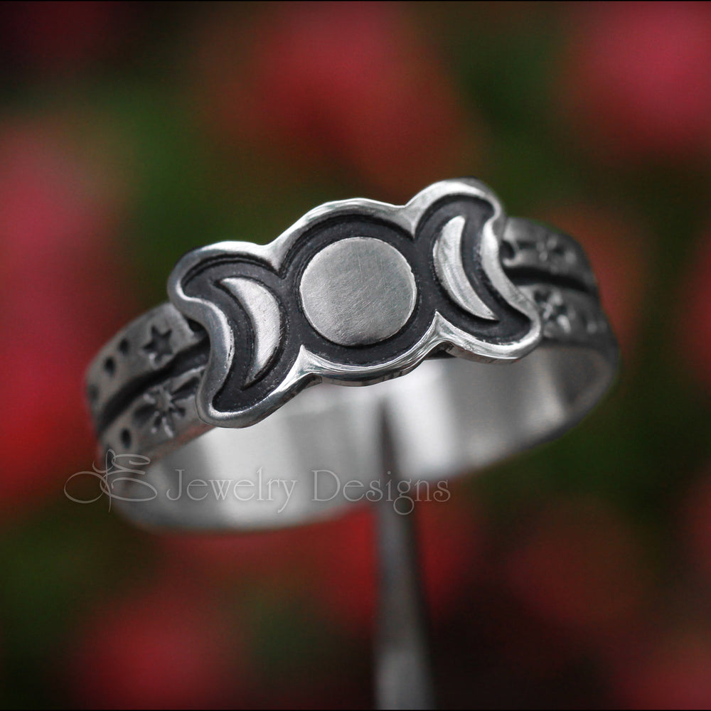 
                  
                    Sterling Silver Triple Moon Ring - LE Jewelry Designs
                  
                