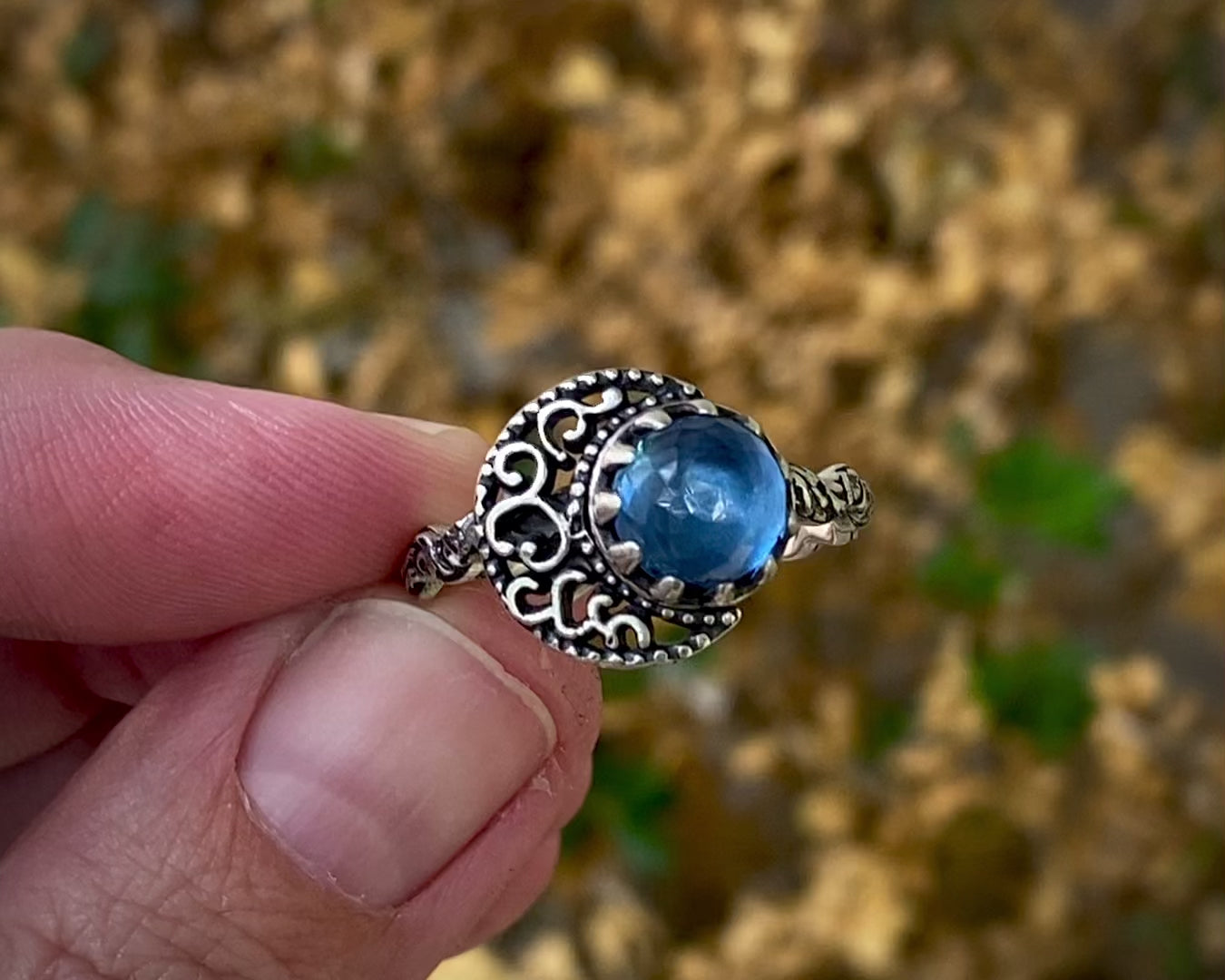 Load and play video in Gallery viewer, Sterling Filigree Moon &amp;amp; Swiss Topaz Ring
