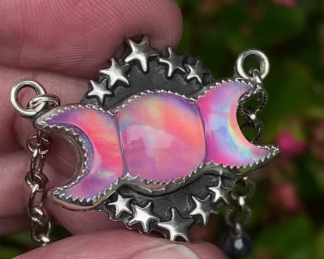 Load and play video in Gallery viewer, Aurora Opal Moon Phase Necklace
