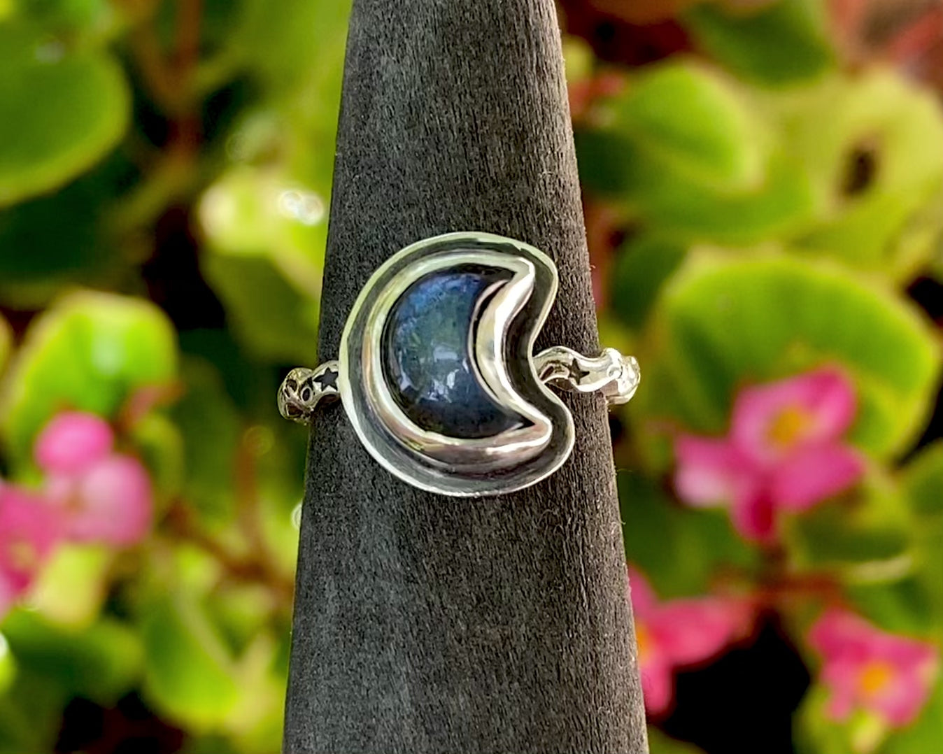 Size 5.5 - Sterling Labradorite Moon Ring