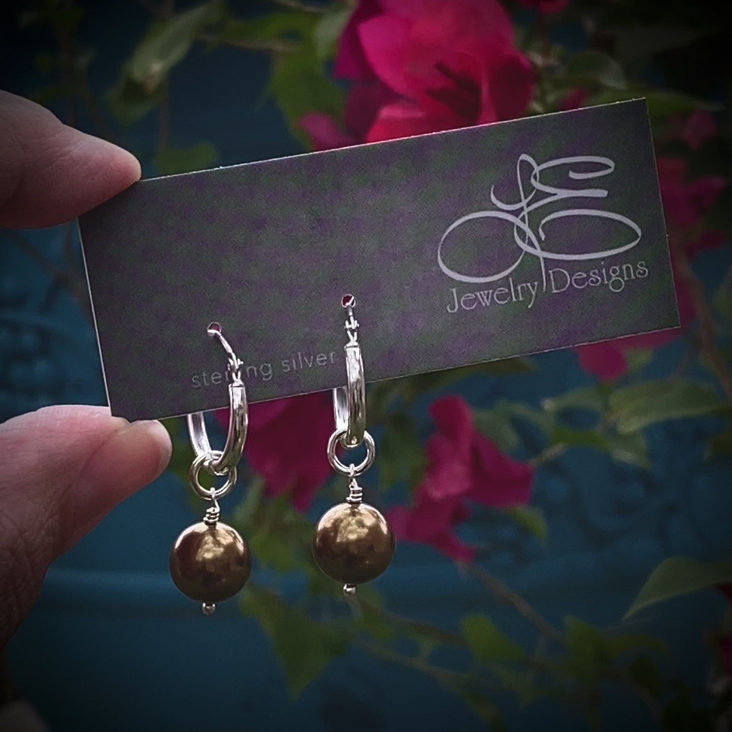 Interchangeable Pearl Earrings - (as seen on 'Law & Order: SVU')