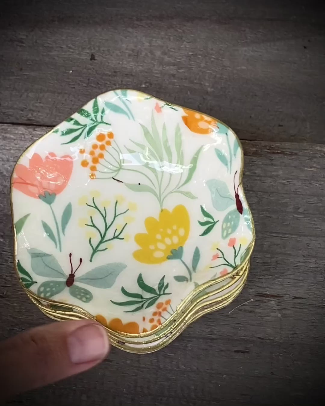 Ceramic Trinket Dish - Wavy