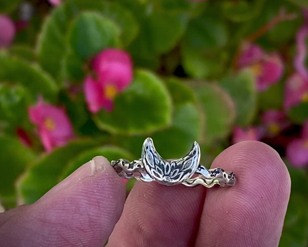 Load and play video in Gallery viewer, Dainty Sterling Flower Moon Ring
