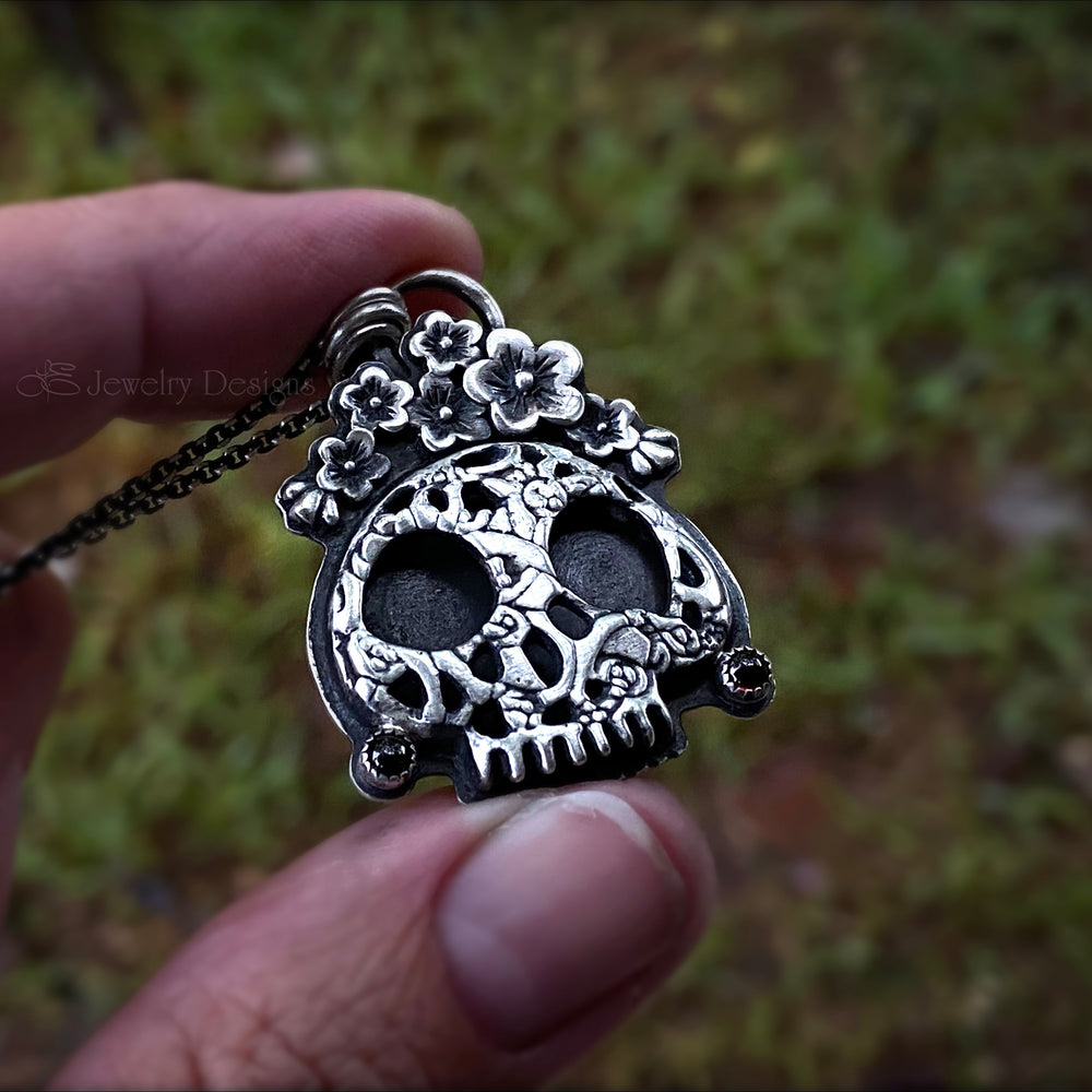 Sterling Skull Queen Pendant - LE Jewelry Designs