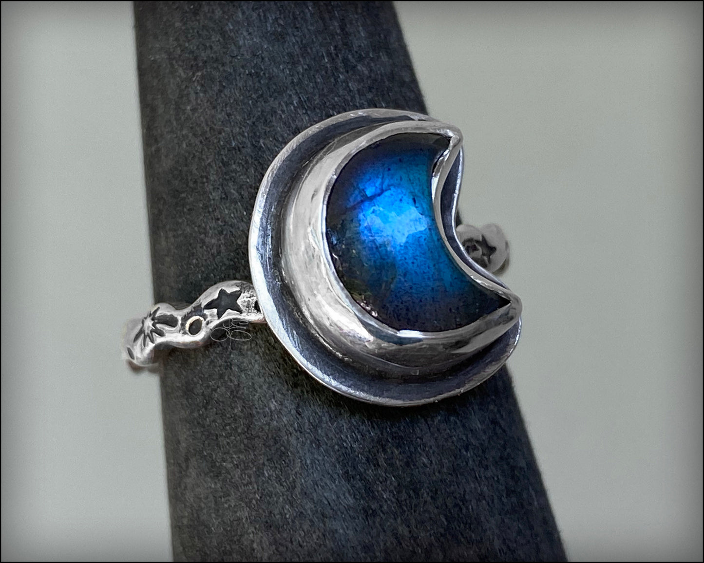Sterling Labradorite Moon Ring - LE Jewelry Designs