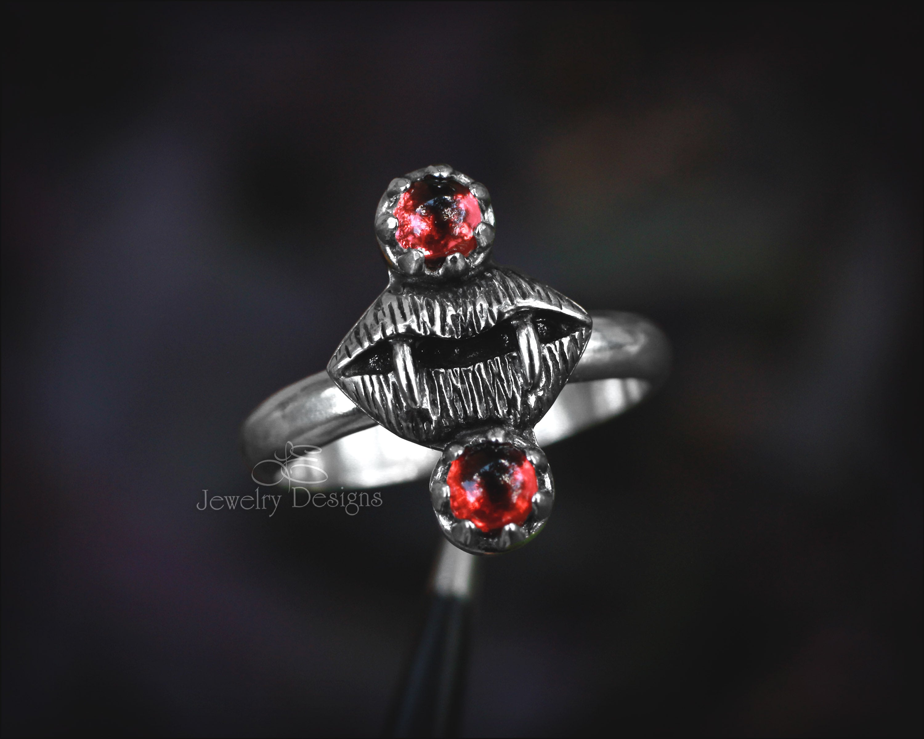 Vampire Fangs & Blood Ring – LE Jewelry Designs