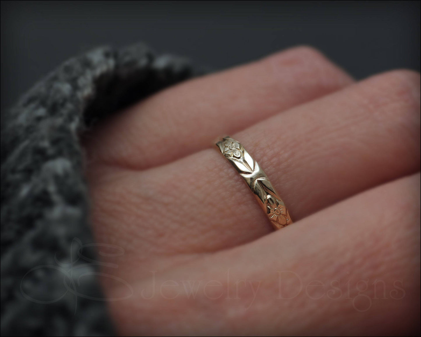 14k Gold Floral Band - LE Jewelry Designs