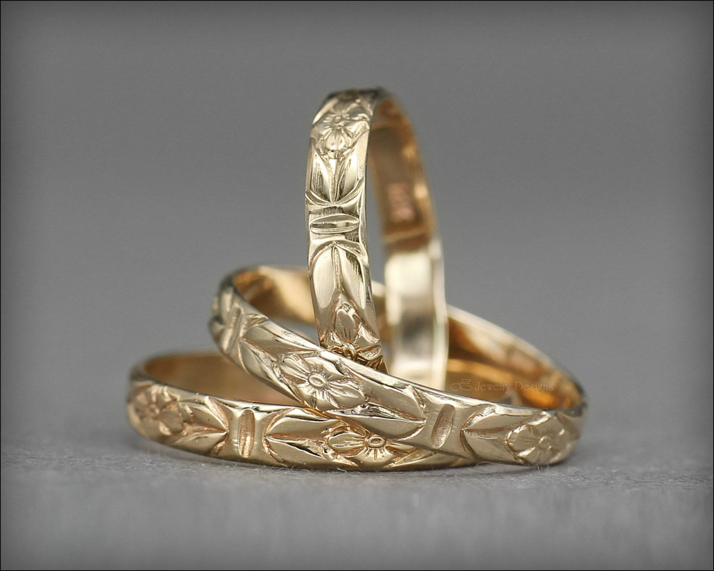 Load image into Gallery viewer, 14k Gold Floral Band - LE Jewelry Designs
