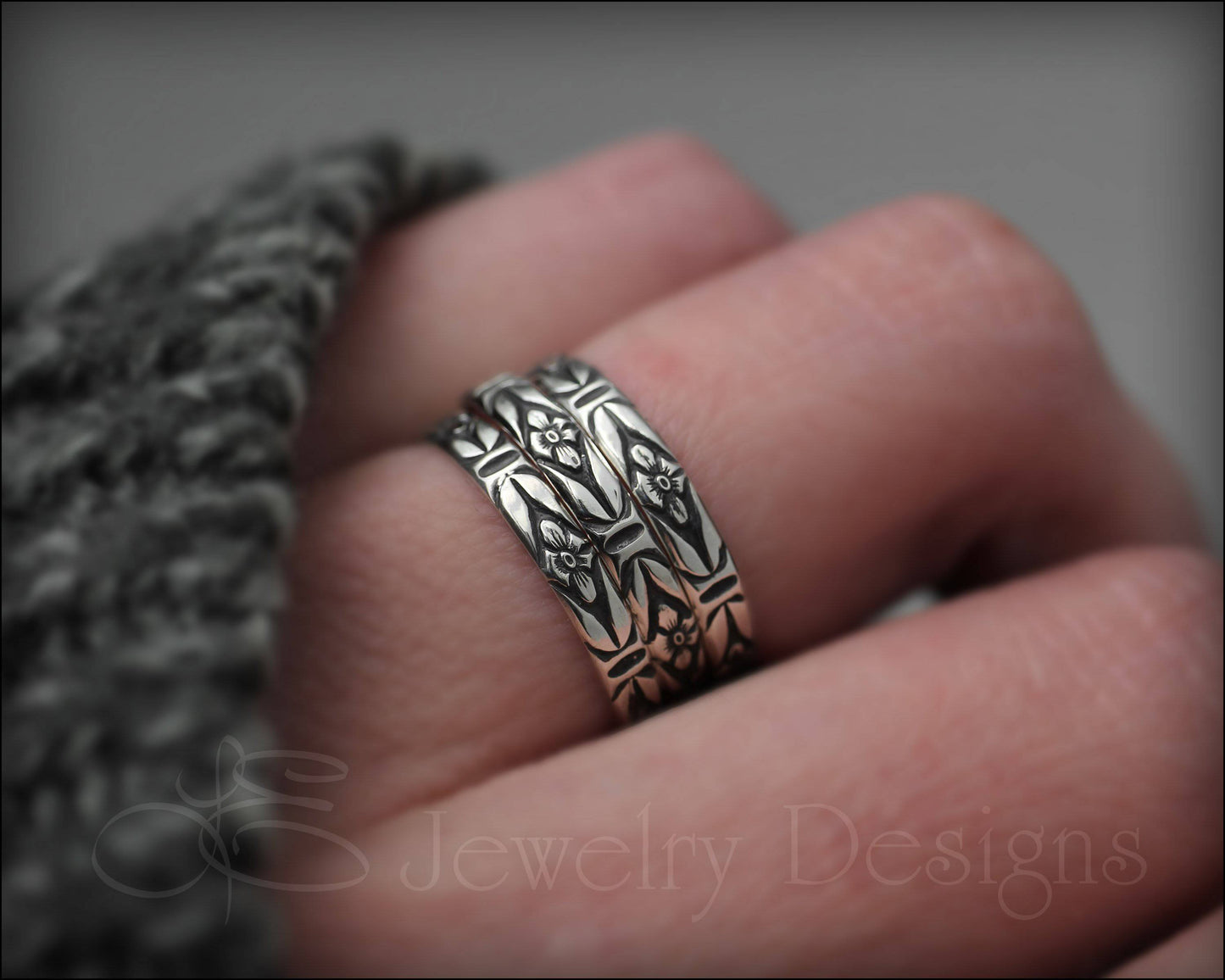 Load image into Gallery viewer, Flower Stacking Ring - LE Jewelry Designs
