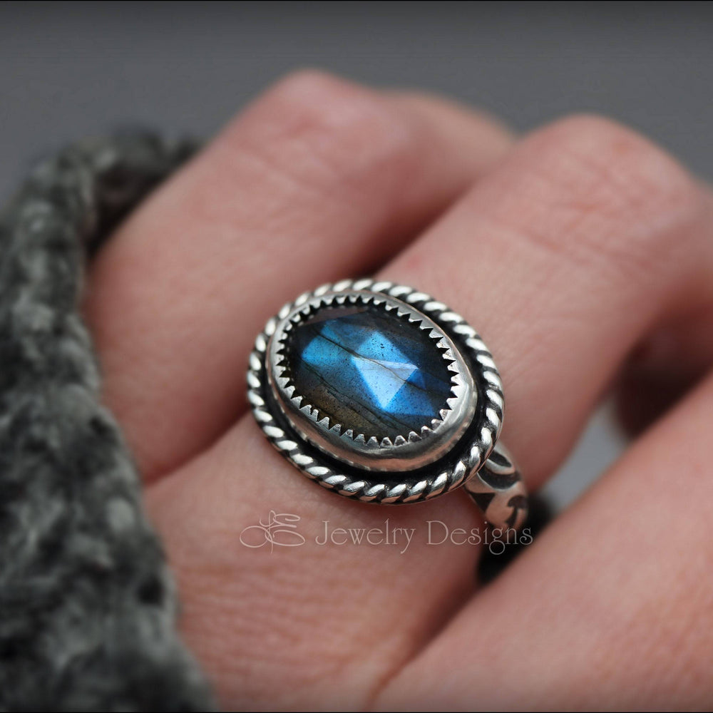 
                  
                    Sterling Oval Rose Cut Labradorite Ring - LE Jewelry Designs
                  
                