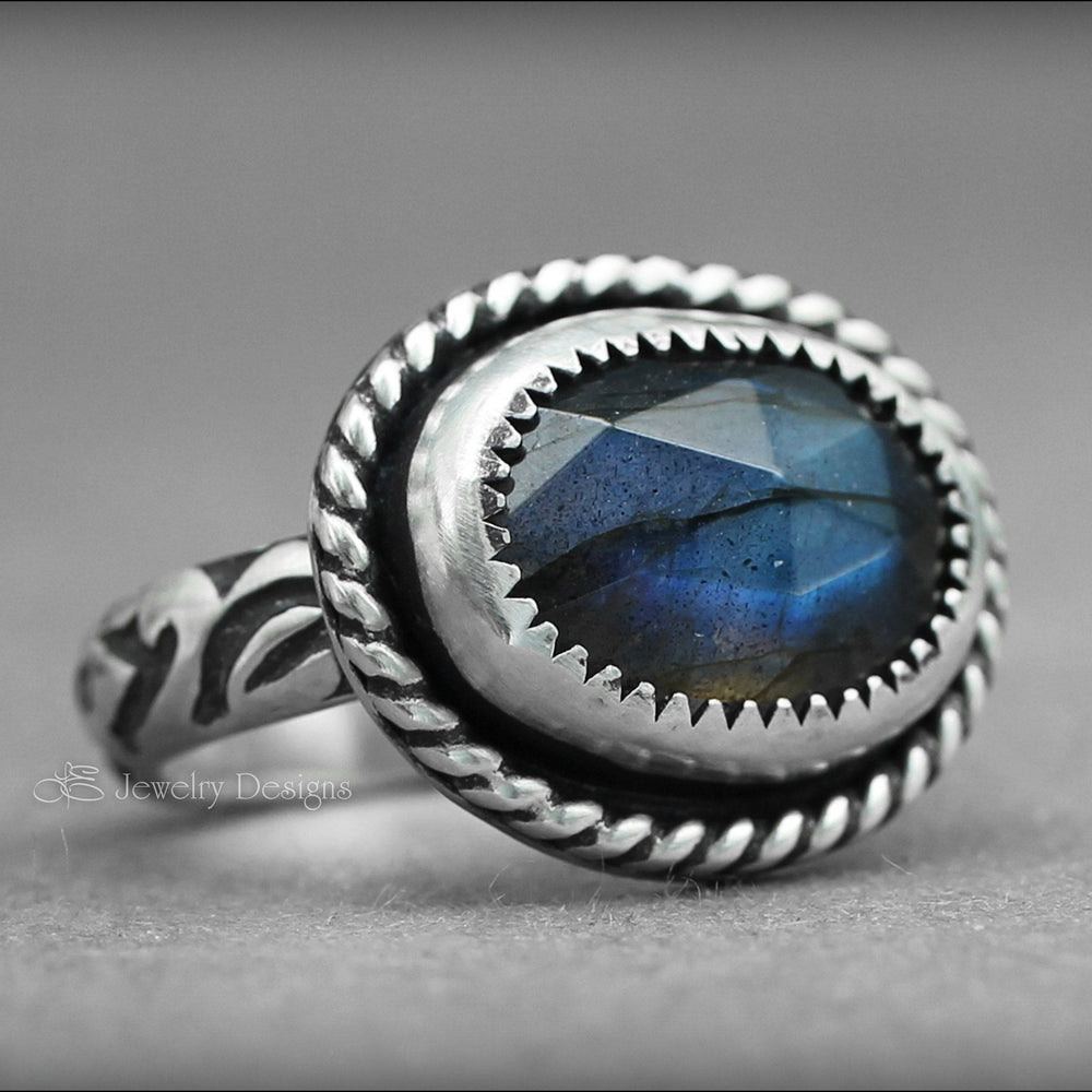 
                  
                    Sterling Oval Rose Cut Labradorite Ring - LE Jewelry Designs
                  
                