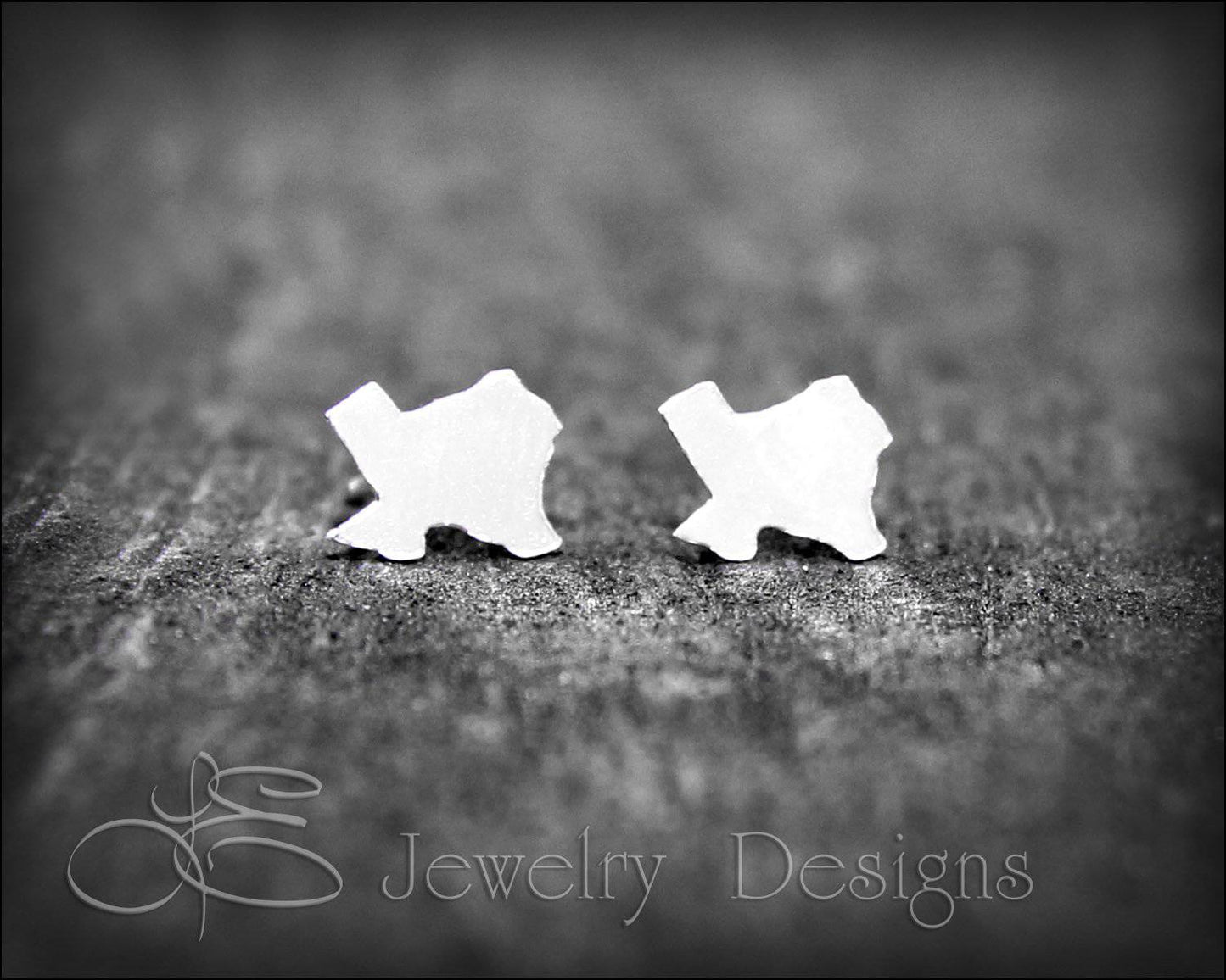 Load image into Gallery viewer, Texas Earrings - (sterling silver, 14k gold) - LE Jewelry Designs
